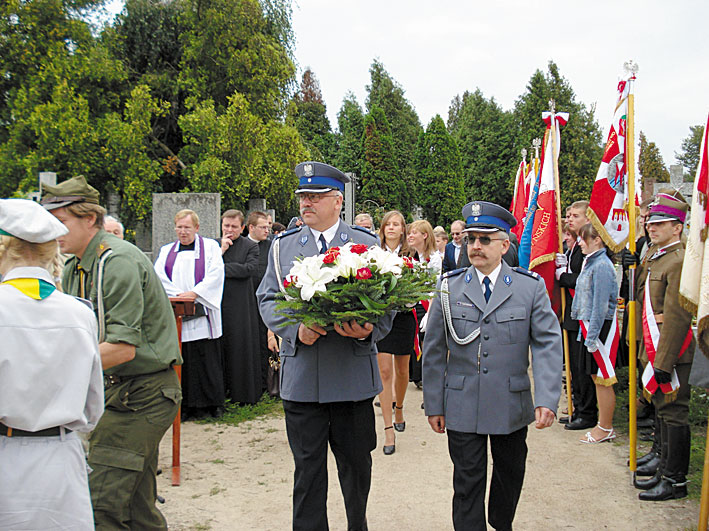 Obchody 1 wrzenia / Policja uczcia