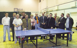 MOSiR biznesmenom / Ping-pong dla vipw
