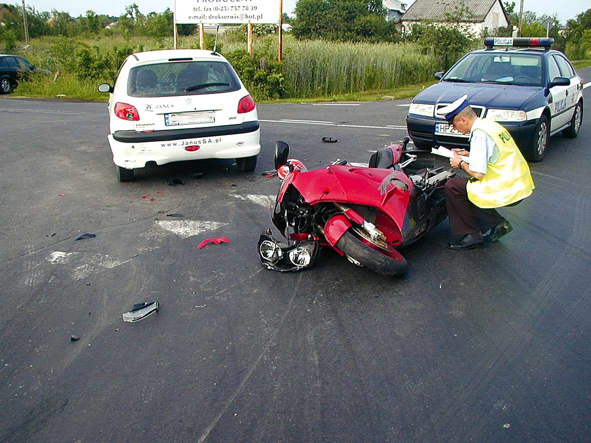 Na krajowej dwjce / Moto-stuczka