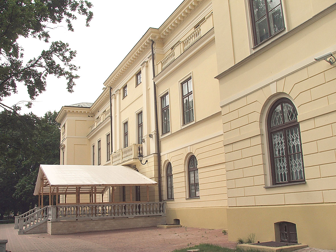 W Mińsku / Pałacowe przystawki