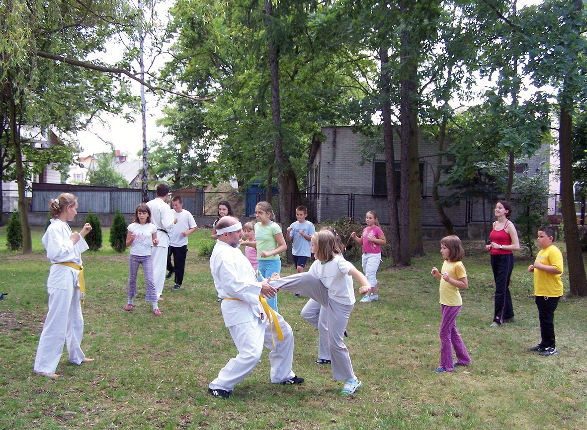 W Studium Języków Obcych / Lato z lektorami