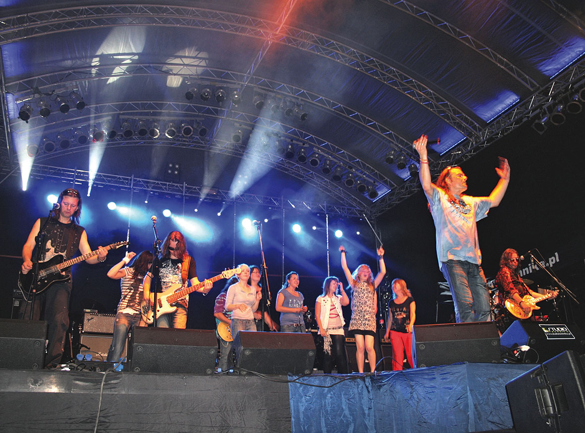 Plamy powiatowe / Koncert z piekła