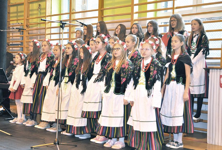 Wielgolas niepodległy / Łopoty tęsknoty
