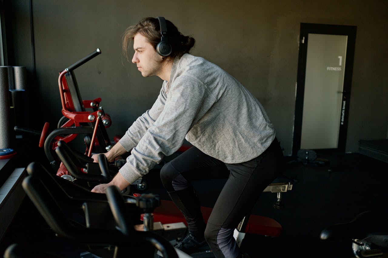 Rower stacjonarny… / Bezpieczny i komfortowy trening