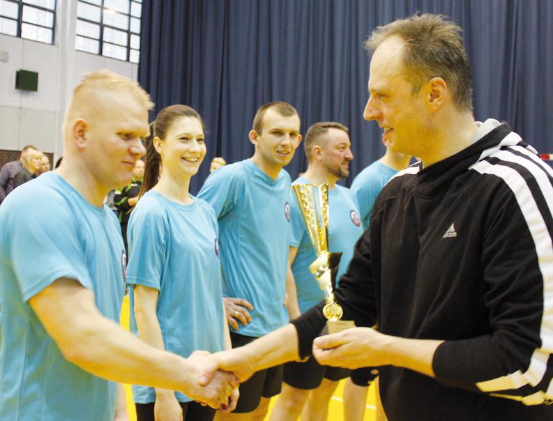Siatka w mundurze
