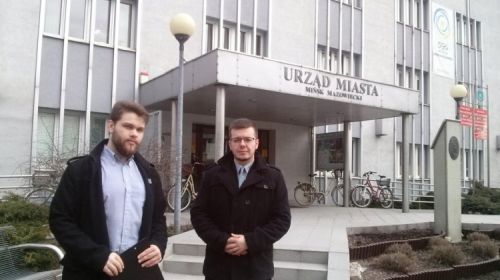 Misk Mazowiecki dekomunizacji / Zoci wolnoci