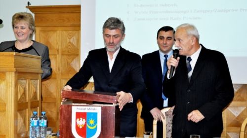 Powiat po wyborach / Rozdali na rozwj