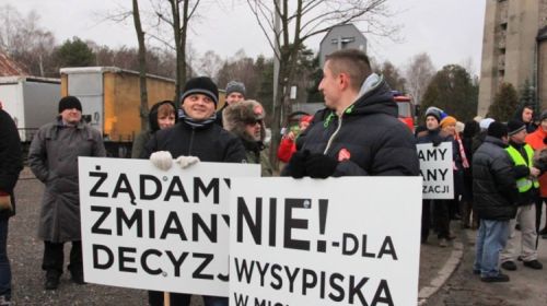 Powiat protestów / Śmieciom nie odpuszczą