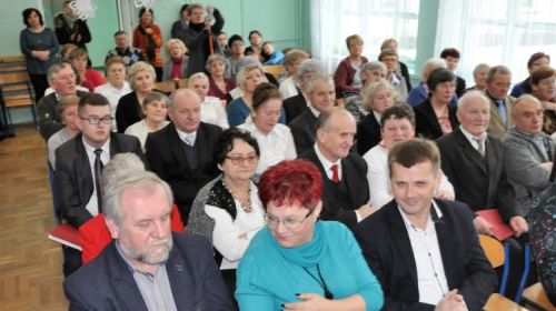 Winiew liryczny / Czucia do ucia