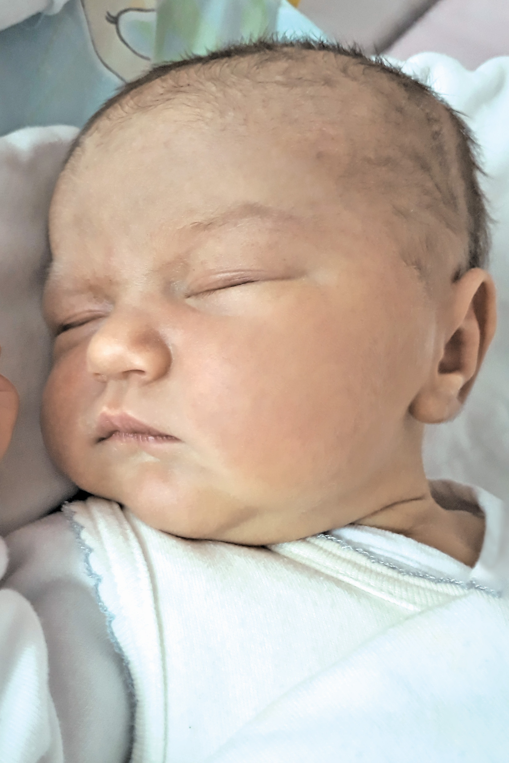 Klara Plewnicka, córka Izabeli i Łukasza, siostra Mikołaja, ur. 06.04.2022, godz. 12:28, Mińsk Mazowiecki