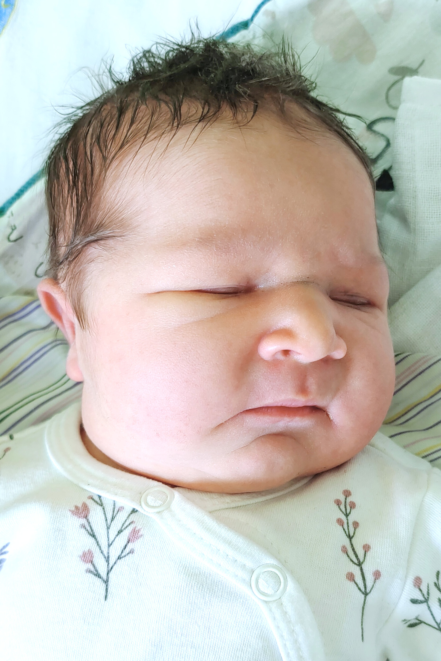 Michalina Zagórska, córka Anny i Rafała, siostra Marcelinki, ur. 14.04.2022, godz. 9:52, Ostrów Kania